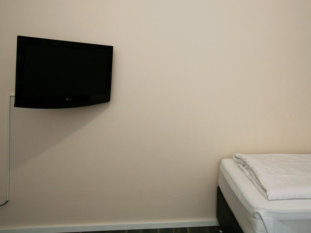 Gastehaus-Offenbach Guest House ภายนอก รูปภาพ